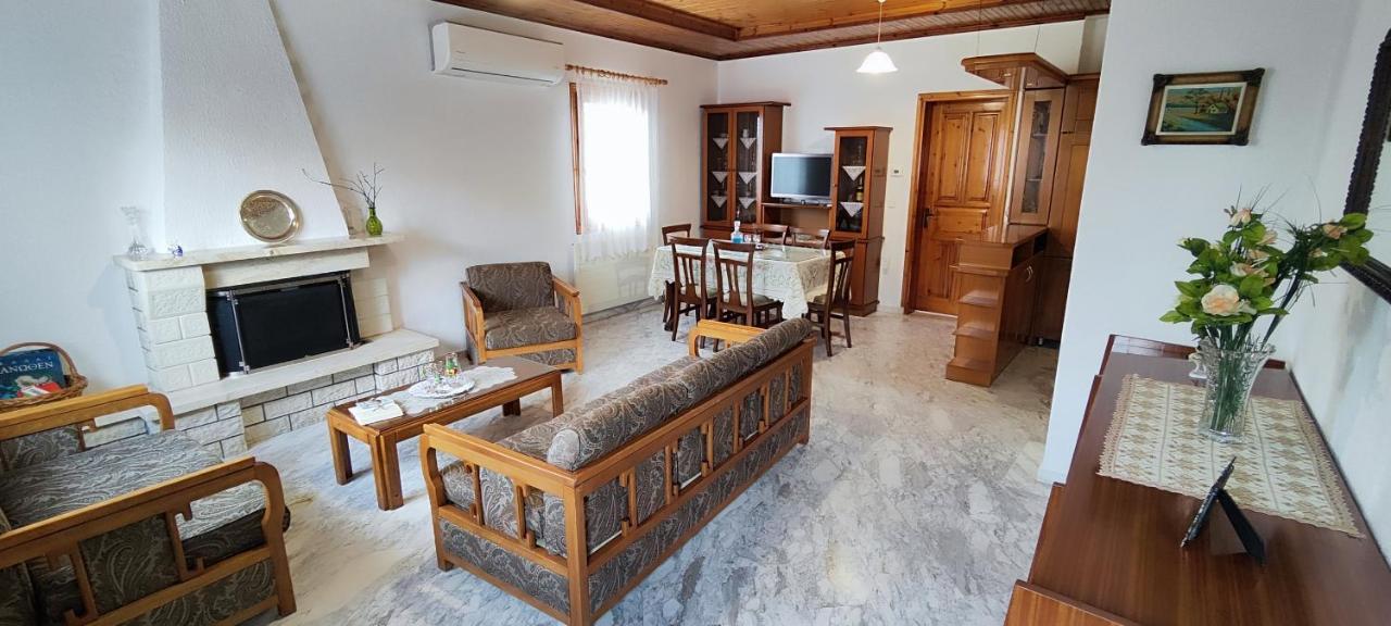Theofania'S Marble House Meteora Apartment Kastrákion Екстериор снимка